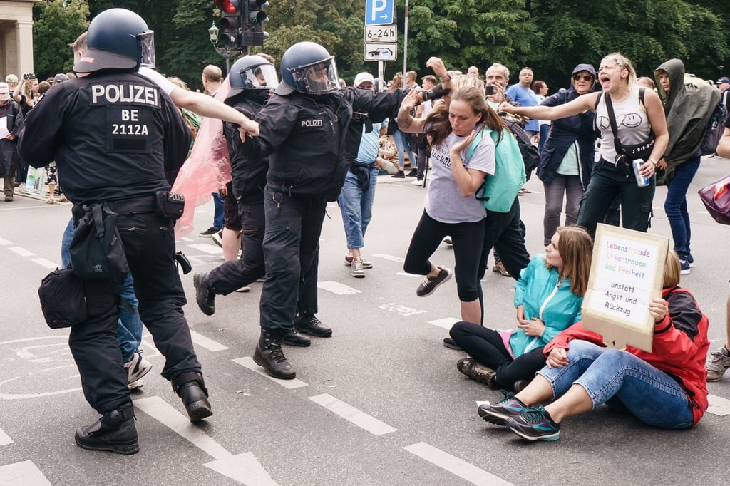 Detienen a 500 en Berlín en protestas no autorizadas