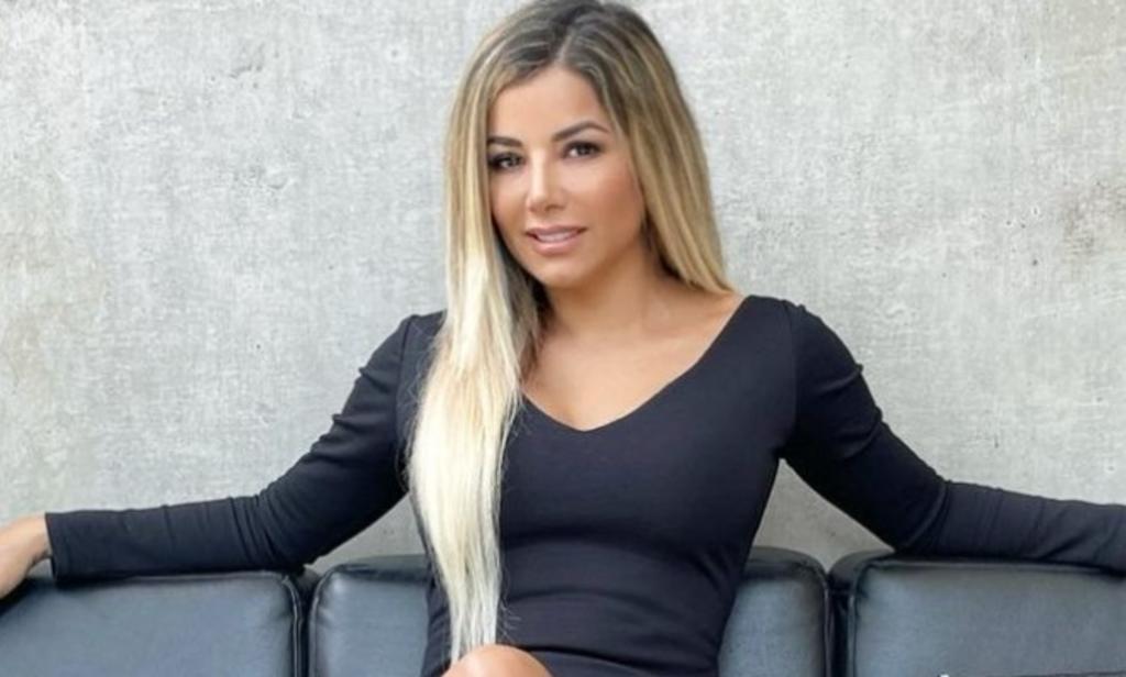 Aleida Núñez deja ver su tatuaje 'íntimo' con bikini