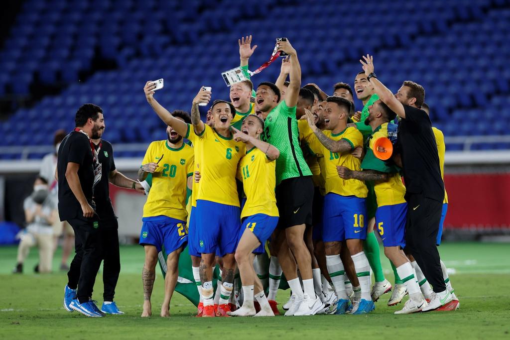 Brasil vence a España 2-1 y se alza con el oro en futbol en los Juegos Olímpicos de Tokio 2020