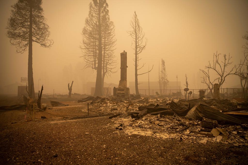 El mayor incendio activo en California ya ha quemado casi 200 mil hectáreas