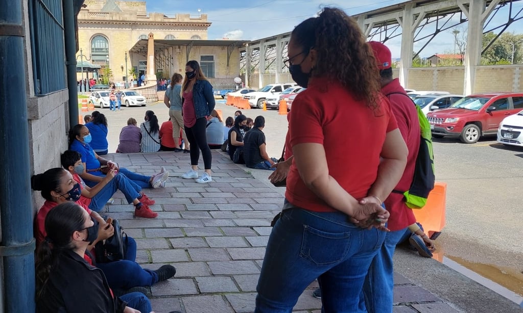 Trabajadores del Sistema Cadi exigen pagos