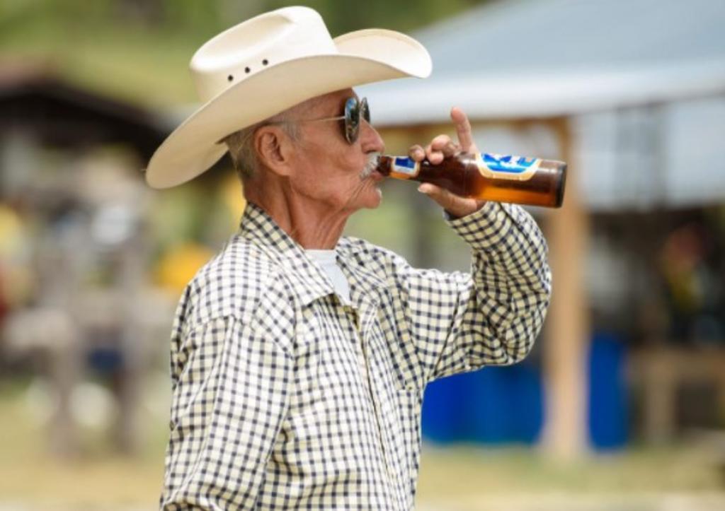 Don Marcial, el hombre que celebra con gran porte sus 100 años