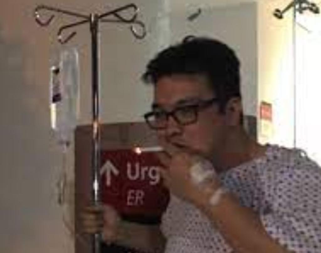 Franco Escamilla combate al COVID con 'buen humor'