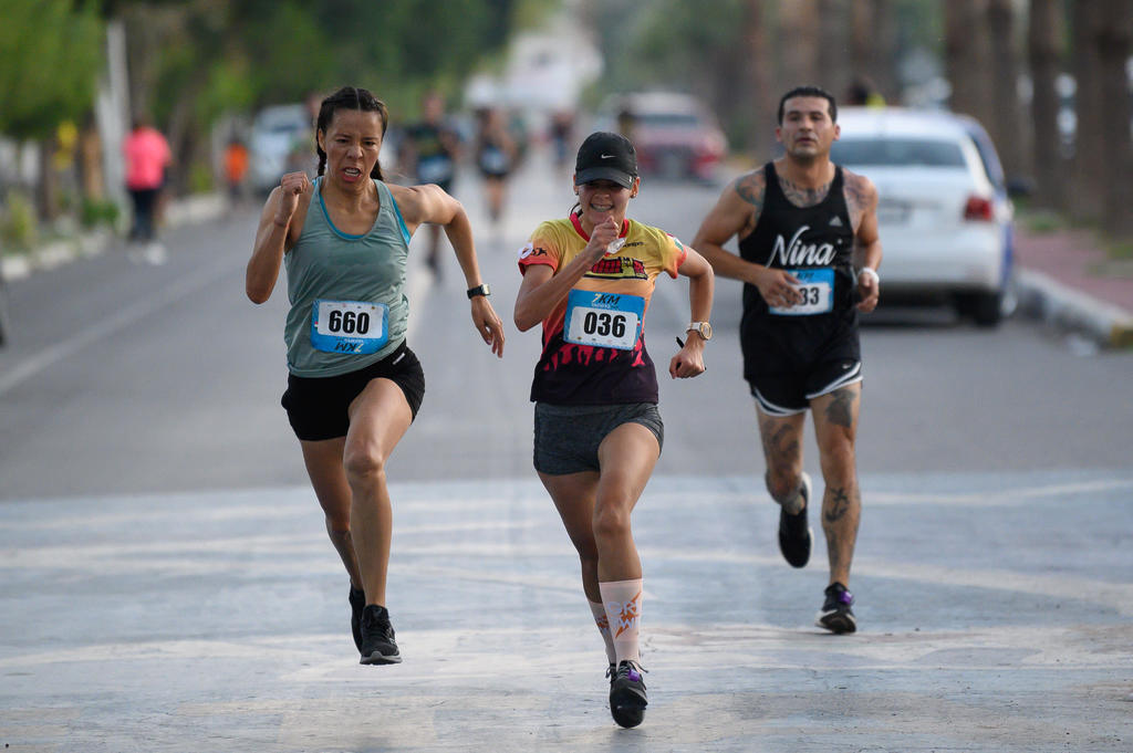 Alexis Hernández e Isabel Vélez se llevan la Carrera 7 K Récord MX