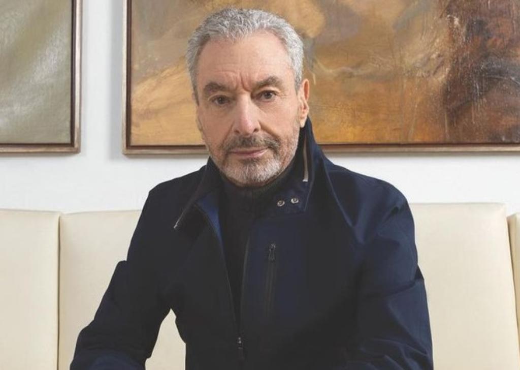 César Costa sorprende con jovial aspecto a los 80 años de edad