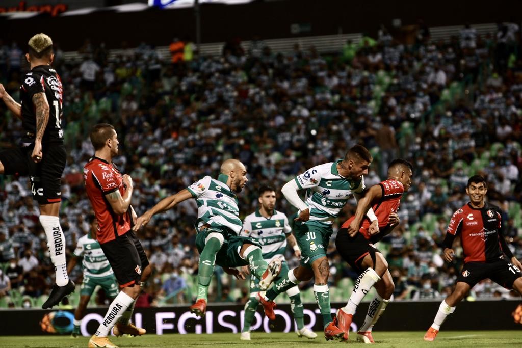 Polémicas, crisis y un solo líder: lo que dejó la jornada 5 del Apertura 2021 de la Liga MX