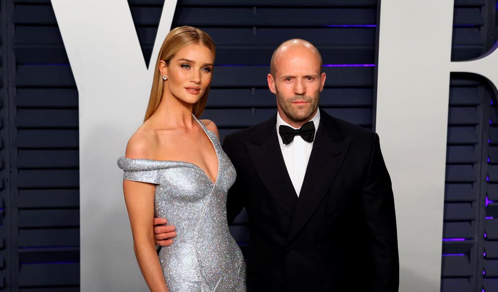 Rosie Huntington anuncia su segundo embarazo junto Jason Statham con foto