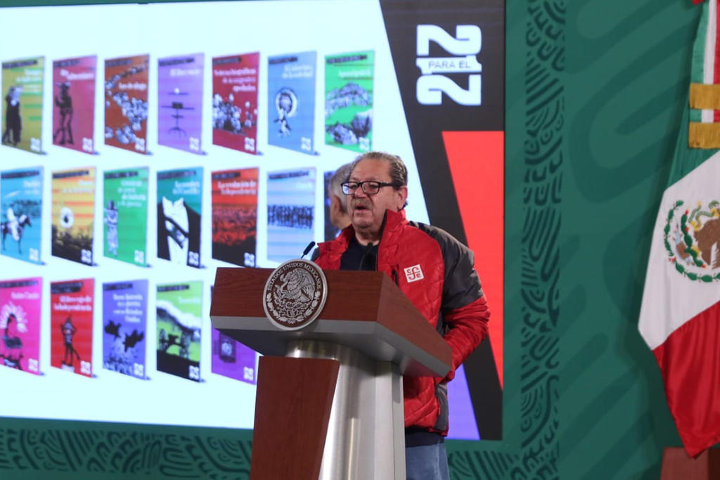 Gobierno de AMLO presenta la colección '21 para el 21'; se busca fomentar la lectura