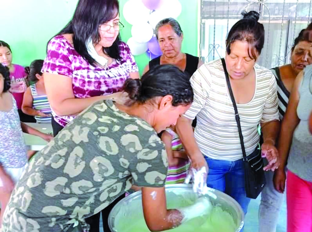 Invitan a mujeres a cursar taller de oficios tradicionales