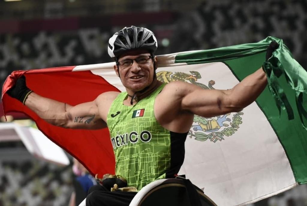 Mexicano Juan Pablo Cervantes gana medalla de bronce en 100 metros T54 en Tokio 2020