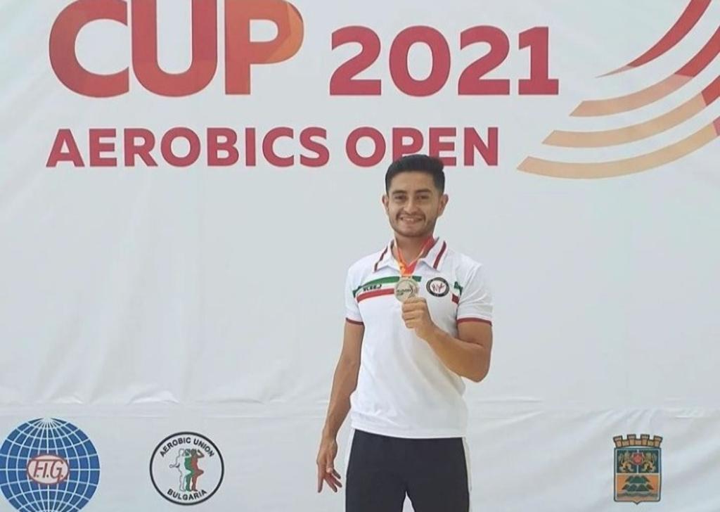 Se cuelga Iván Veloz el oro en el Plovdiv Cup Aerobics Open de Bulgaria