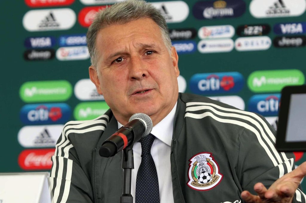 'Tata' Martino es operado de la retina y no estará con la Selección Mexicana en las eliminatorias