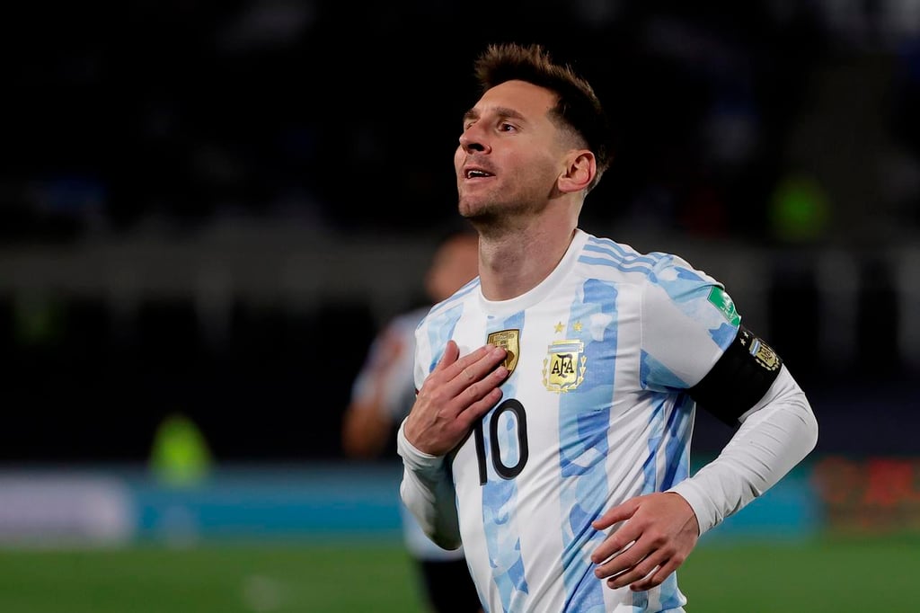 Messi anota golazo e iguala a Pelé como máximo goleador de las selecciones en Sudamerica