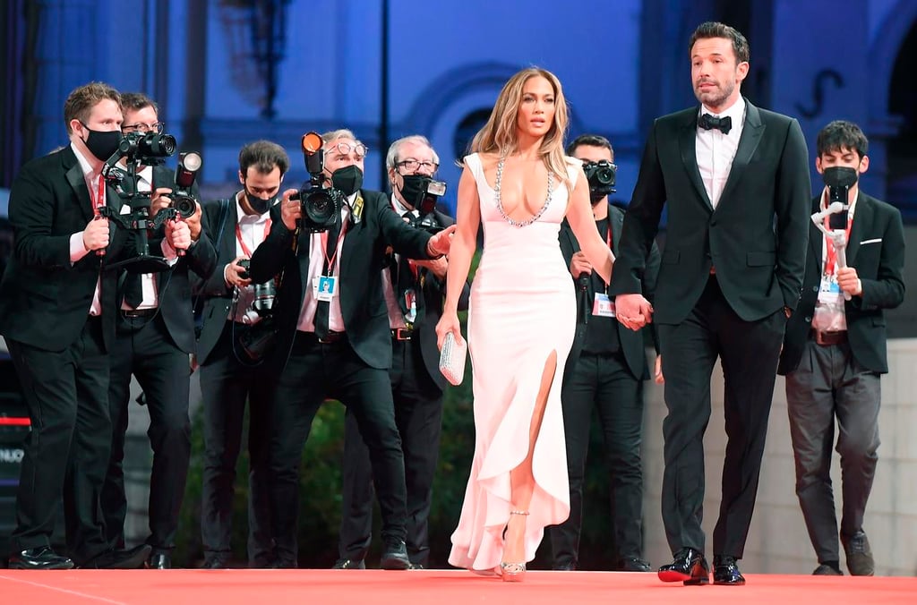 Ben Affleck y Jennifer Lopez roban miradas en la alfombra roja de Venecia