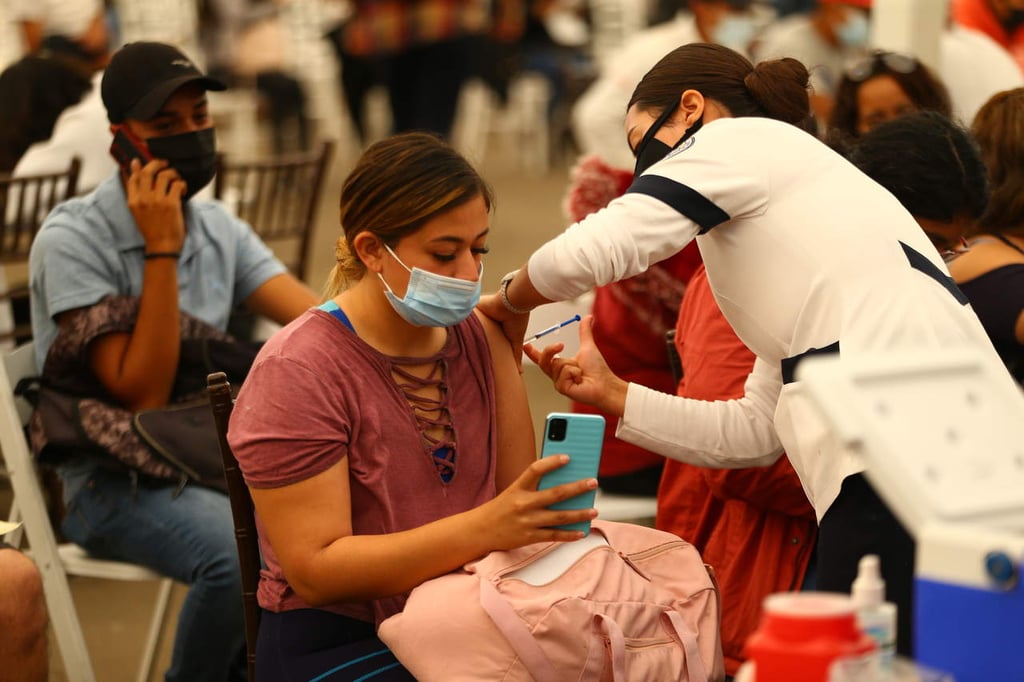Sábado y domingo abrirán campaña de vacunación para jóvenes de Durango capital