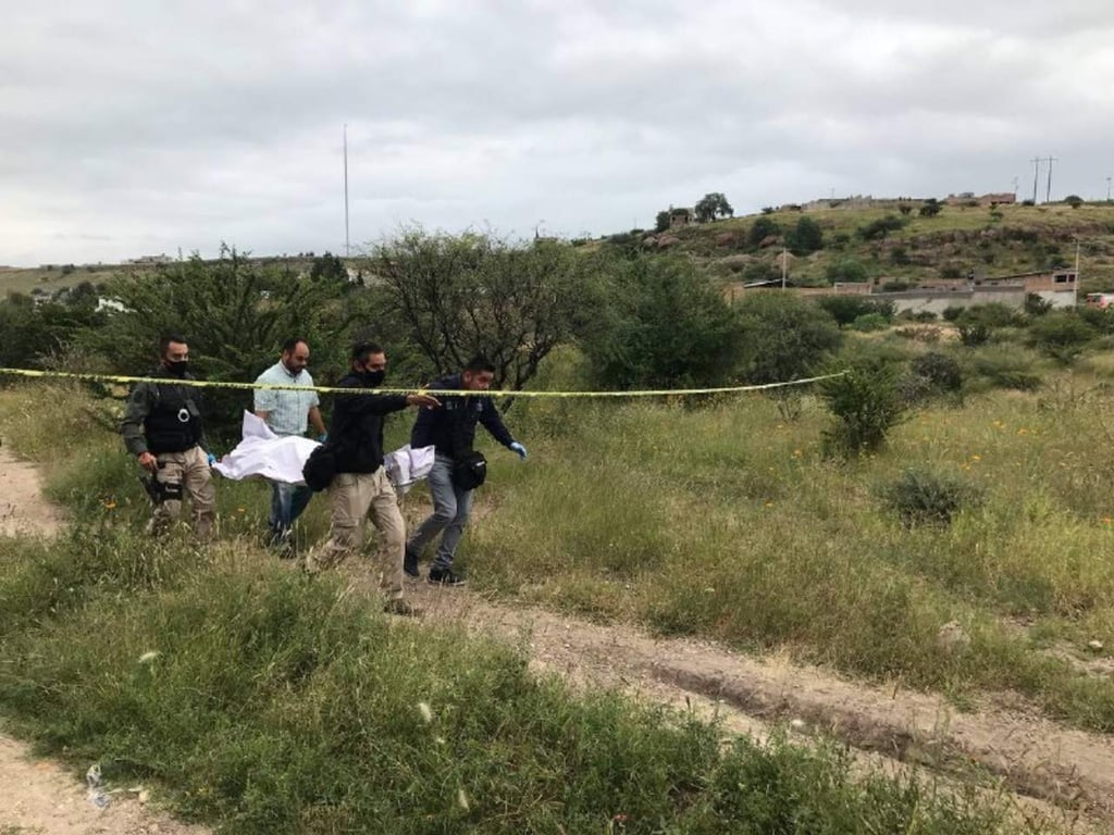 Identifican a occiso localizado atrás de la alberca 450