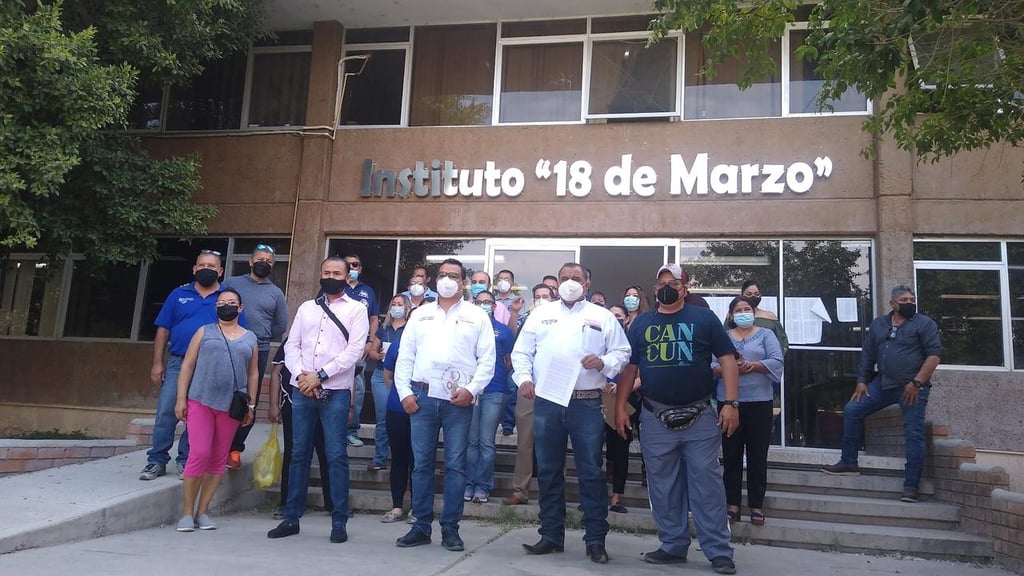 Maestros del Instituto 18 de Marzo paran labores por falta de pago desde marzo