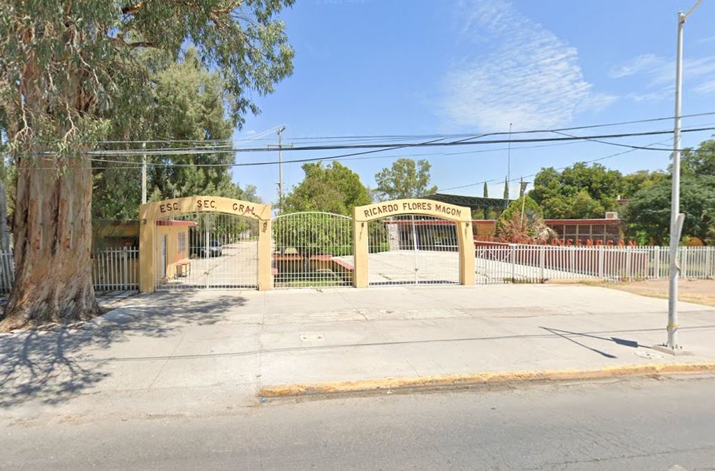 Niegan brote de COVID-19 en secundaria de Lerdo