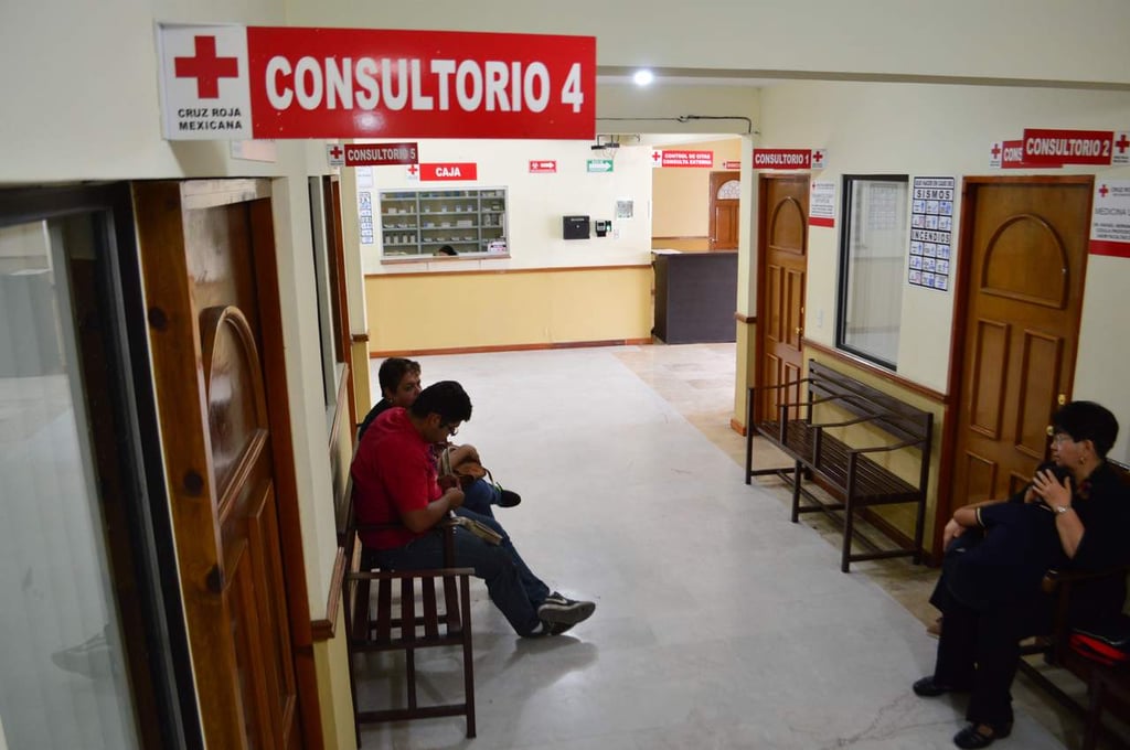 Mujer se causó heridas con cuchillo de cocina