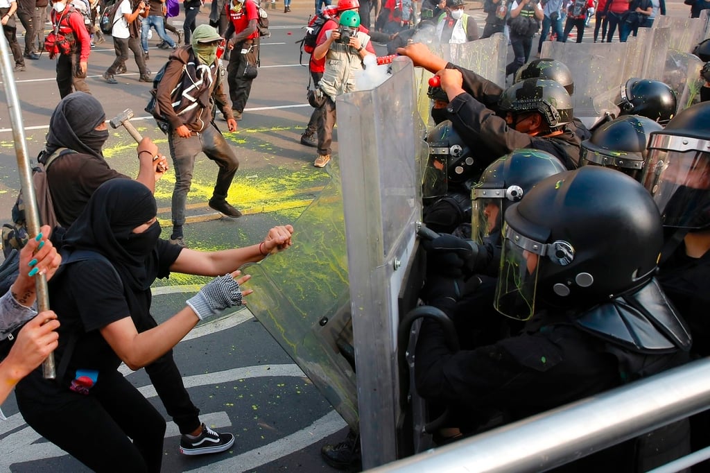 Marchan pidiendo justicia por masacre de Tlatelolco