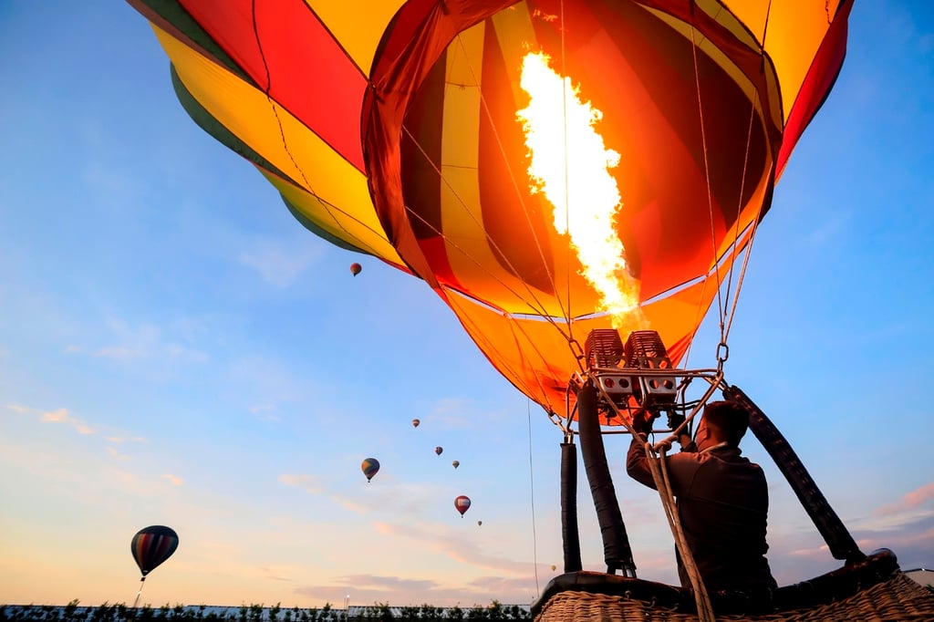 Globos aerostáticos inundan Puebla