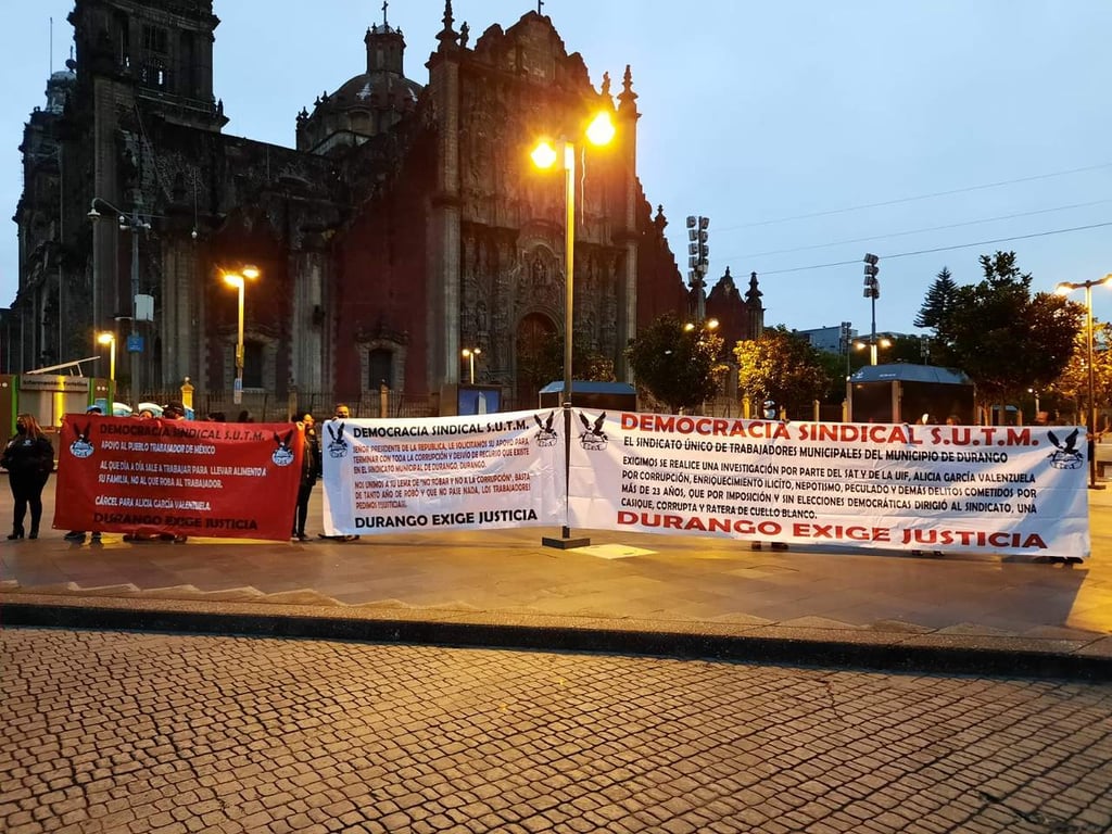 Trabajadores sindicalizados del Municipio llegan hasta Palacio Nacional