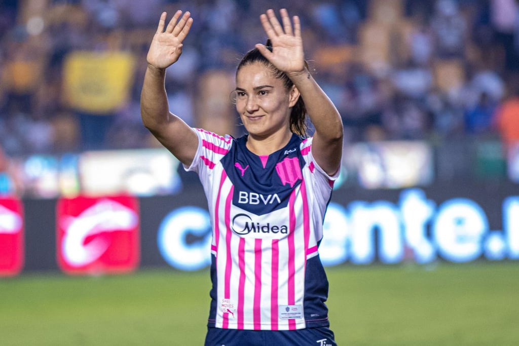 Jugadora de Rayadas, Desirée Monsiváis, denuncia racismo en duelo con Tigres Femenil