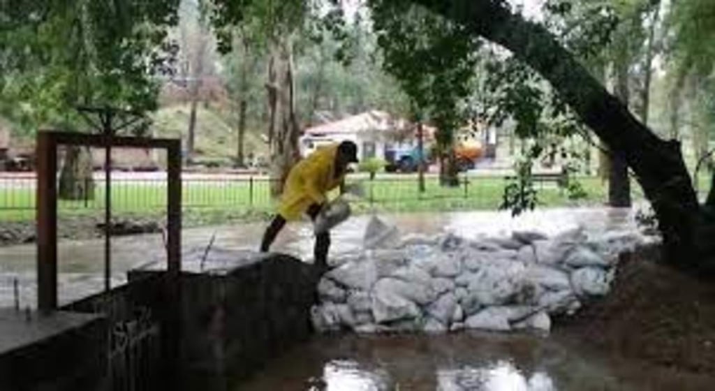 Cierran parques Guadiana y Sahuatoba, por lluvias en Durango