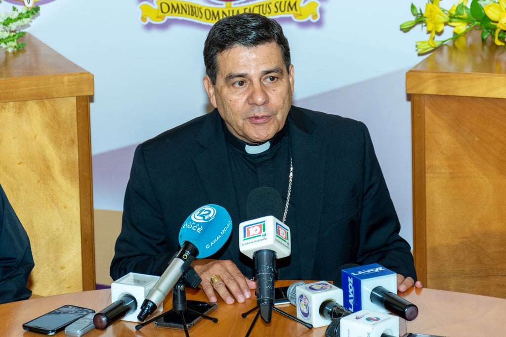 Arzobispo de Durango acude a evento mundial