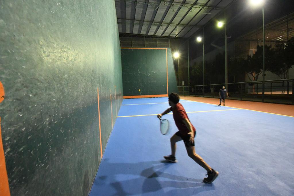 Reinauguran canchas de frontón en la Deportiva de Torreón