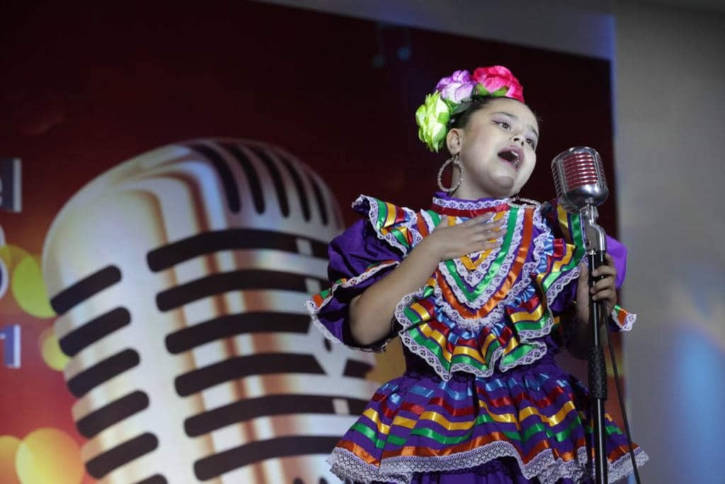 Duranguense gana concurso de canto nacional
