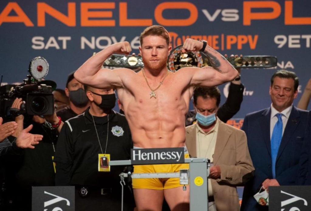 'Canelo' Álvarez y Caleb Plant dan el peso previo a su gran pelea