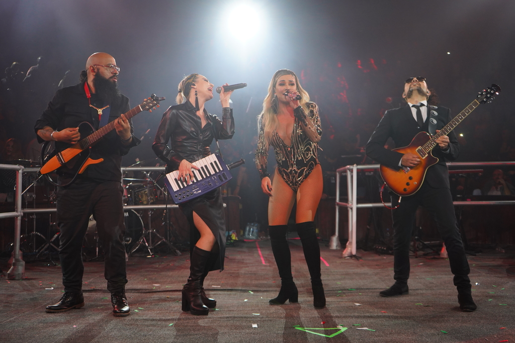 Edith Márquez y María José hacen repaso de sus hits en la Feria de Gómez Palacio