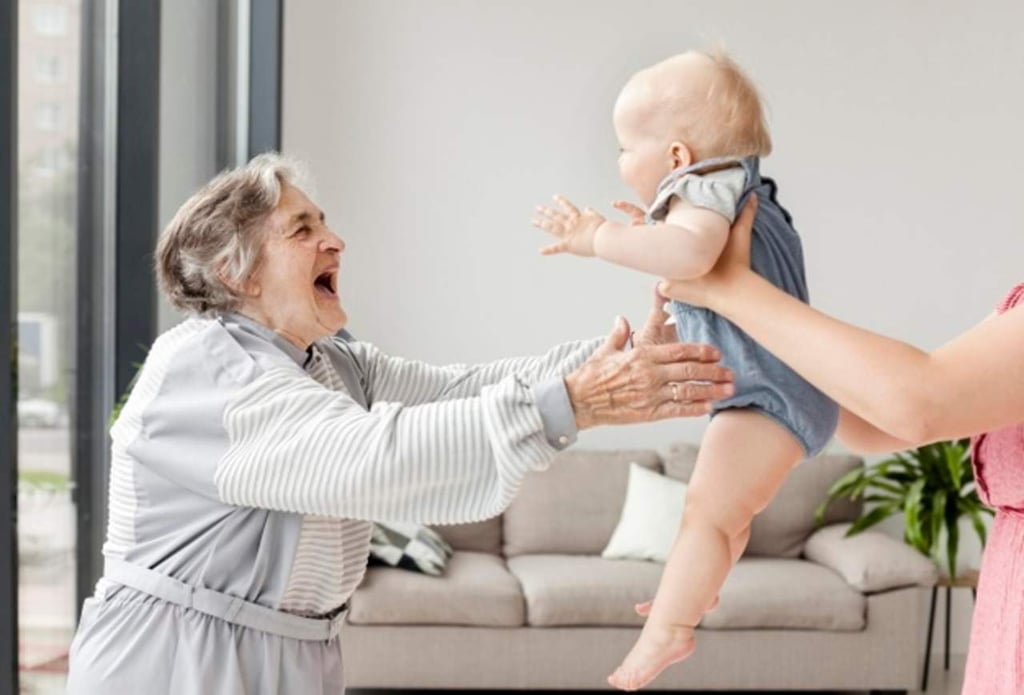 ¿Cómo reacciona el cerebro de las abuelas al ver a sus nietos?