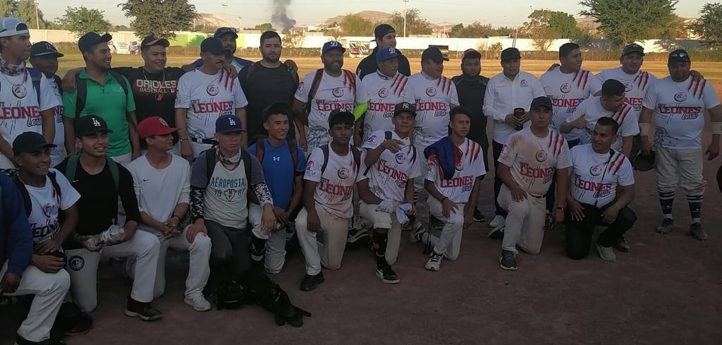 Leones CUT Lerdo lideran la Liga Mayor de Beisbol de La Laguna