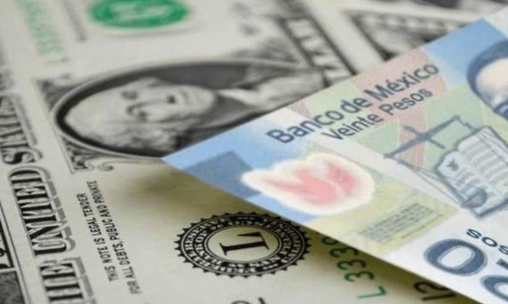 El peso se aprecia 2.11% ante el dólar