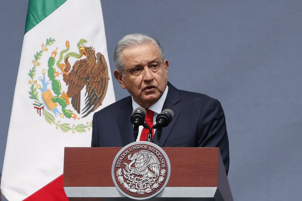 López Obrador, tres años de popularidad y poder centralizado