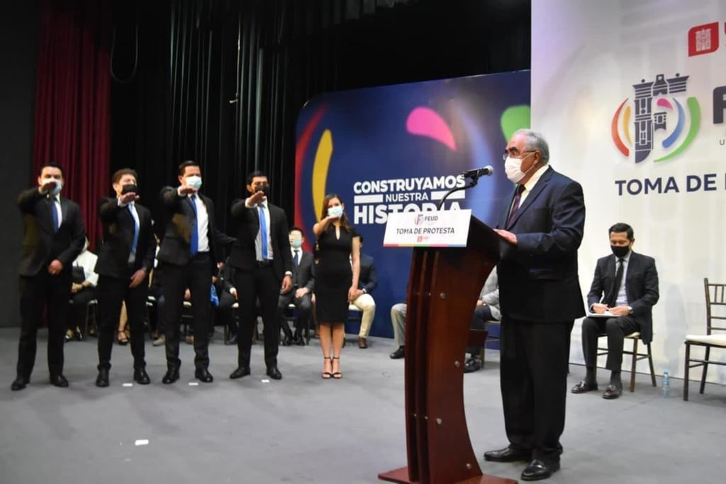 Isaac Cisneros ya es presidente de la FEUD