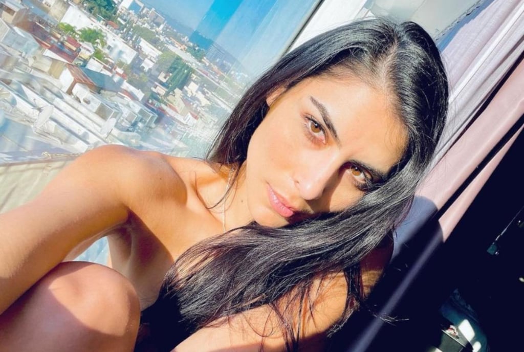 María León se muestra en traje de baño desde Instagram