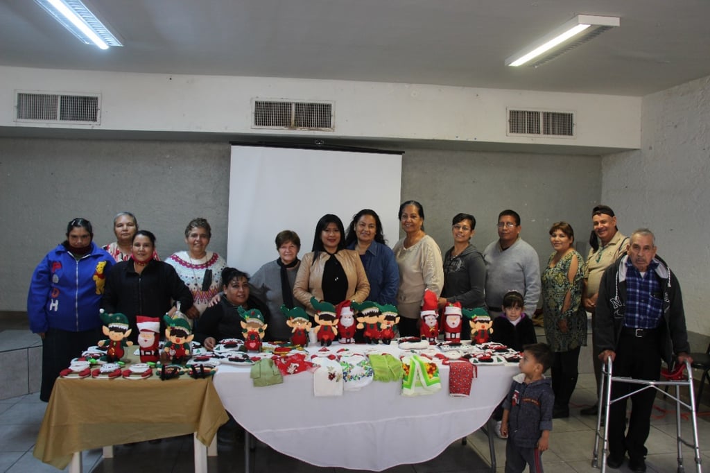 Instituto culmina taller navideño