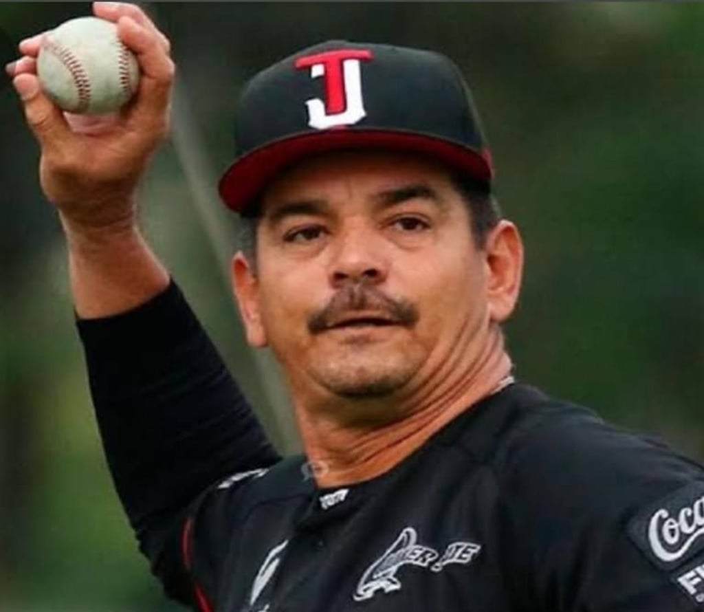 Unión Laguna anuncia a Roberto Espinoza como coach de pitcheo