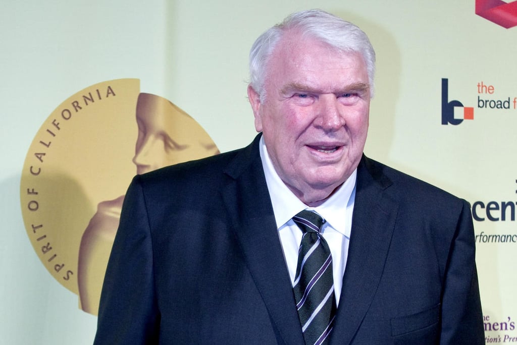 Muere John Madden, el legendario entrenador de la NFL