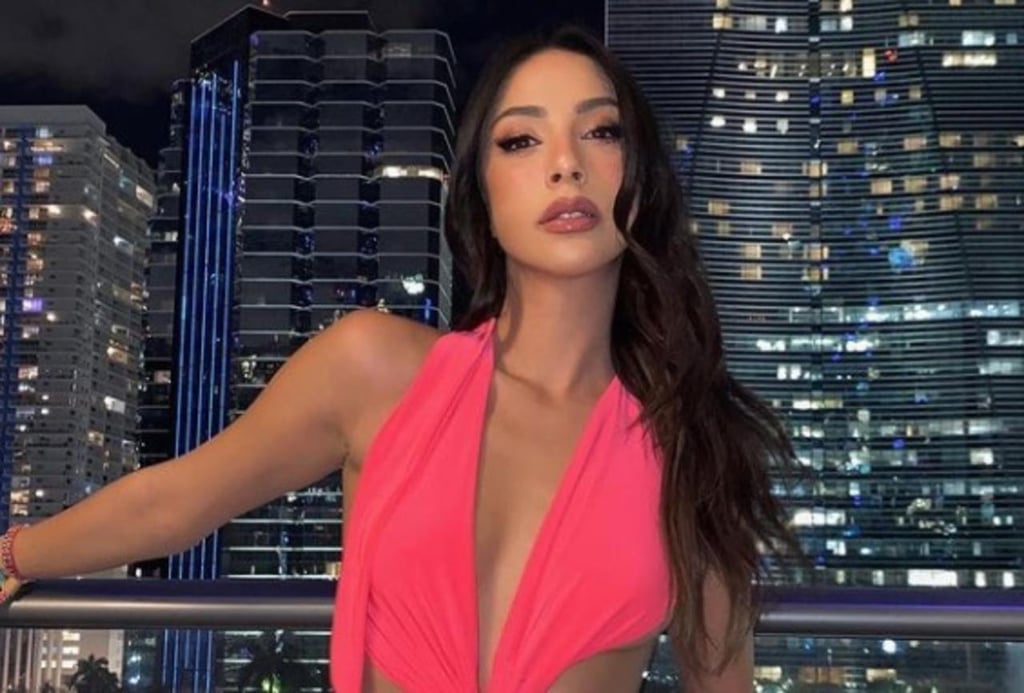 María Chacón comparte foto en bikini al recordar lo mejor del 2021