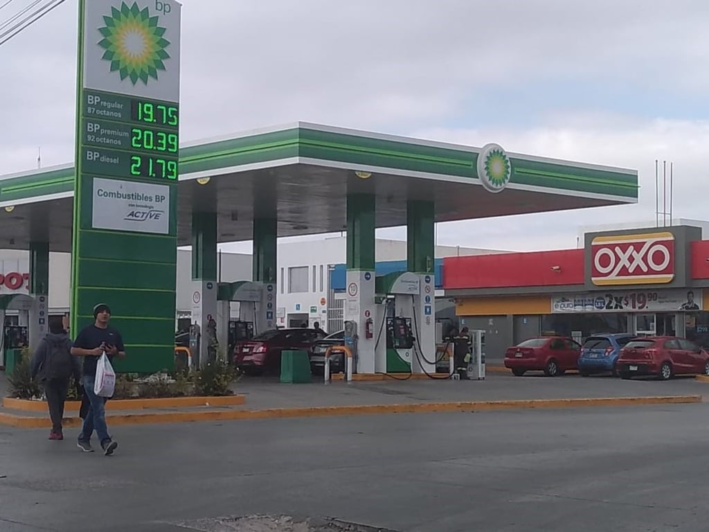 Se elevan los precios de gasolina Magna en SLP