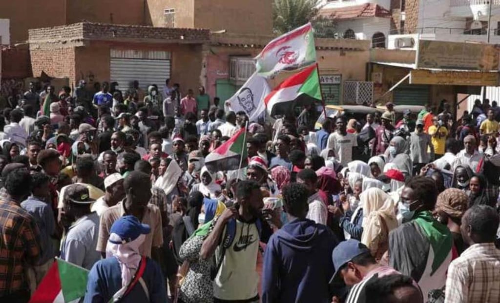 Policía sudanesa reprime primeras protestas