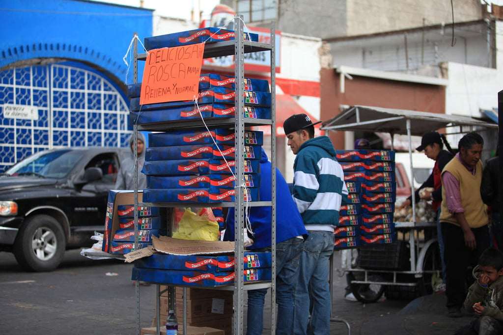 Ambulantes acaparan hasta el 50% de venta de roscas: Canainpa