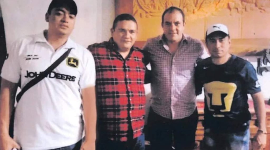 Fotografía de Cuauhtémoc Blanco con 'narcos' habría sido tomada en una parroquia