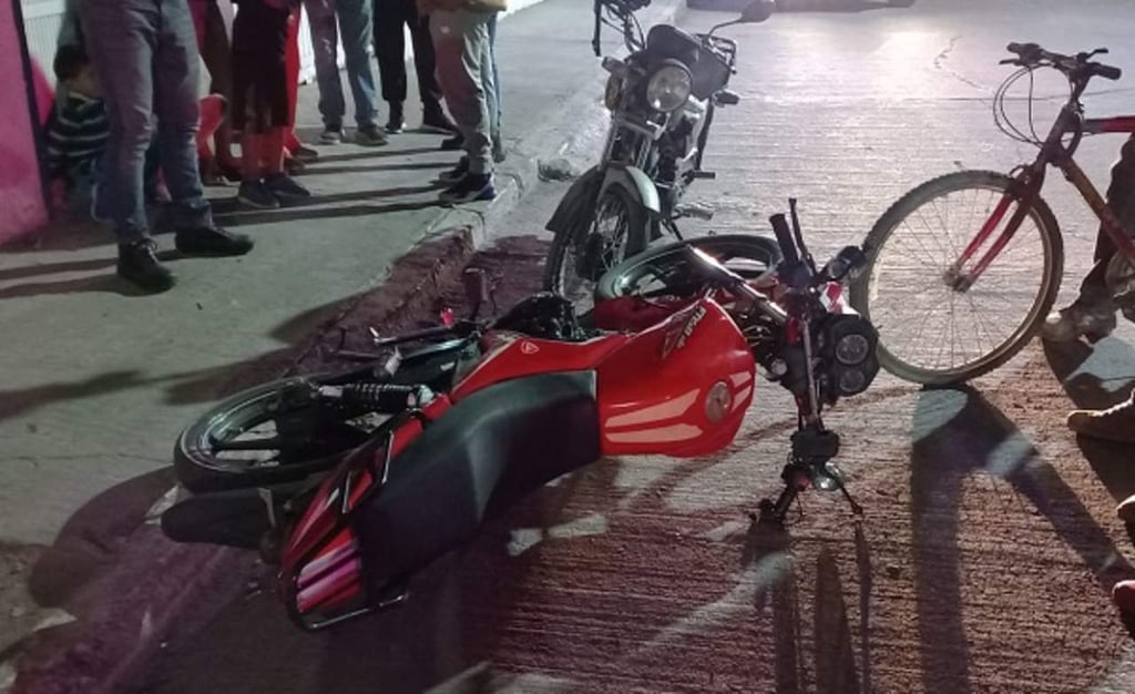Dos motociclistas resultan lesionados en accidente