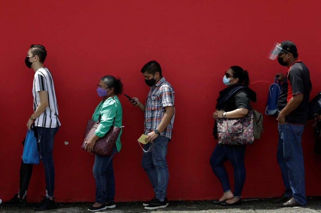 Costa Rica retoma las medidas restrictivas ante el avance de ómicron
