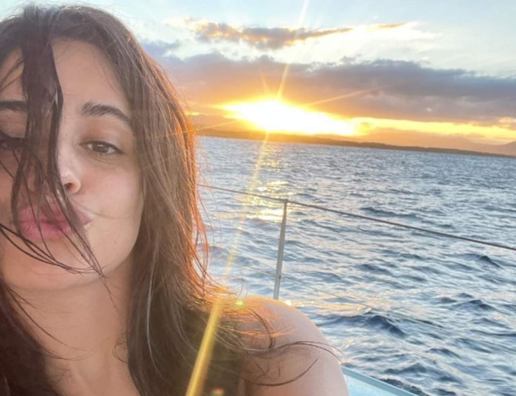 Camila Cabello hace 'arder' Instagram con foto en bikini